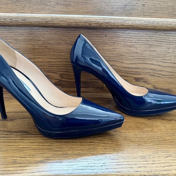 Prada Platform Pump Patent Leather Blue 39 / 9 Like New - Picture 3 of 14